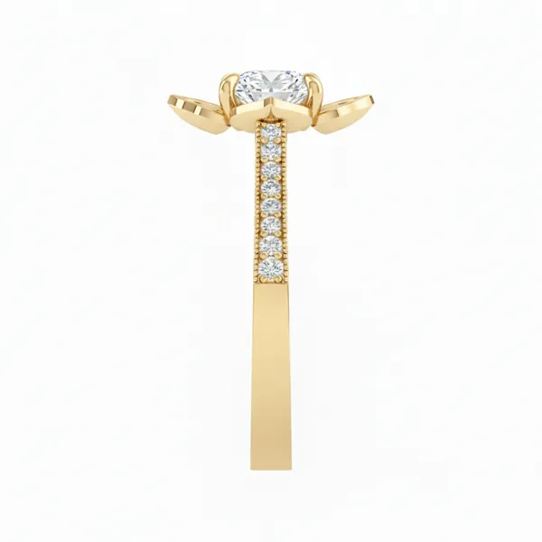 Mesmerizing Art Deco Diamond Ring - View 4