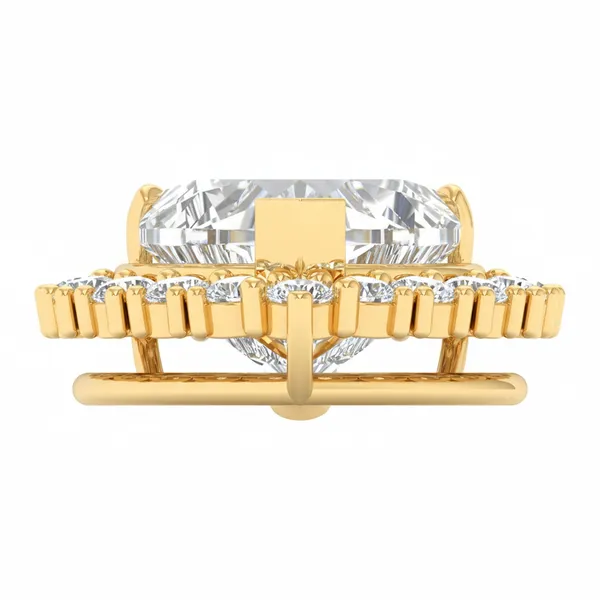 Captivating Oval Diamond Pendant - View 4