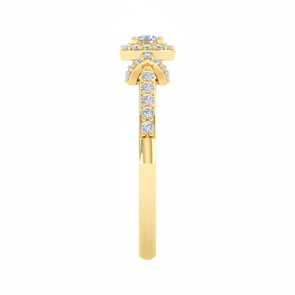 Exquisite Prong Diamond Ring - View 4