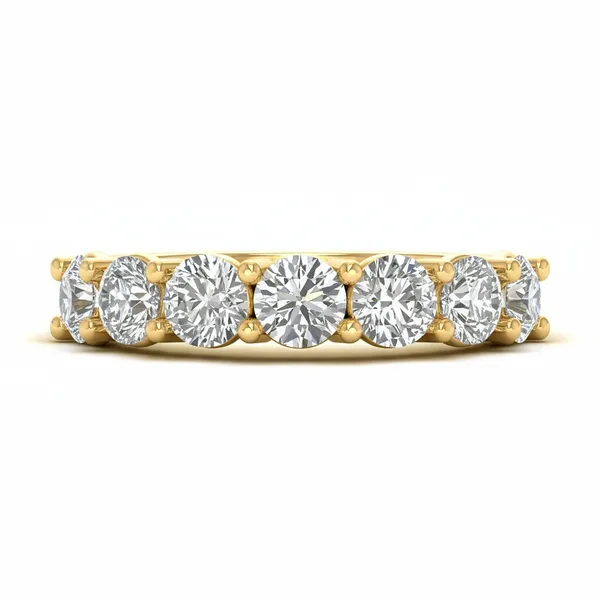 Sparkling Sovereign Diamond Ring - View 2