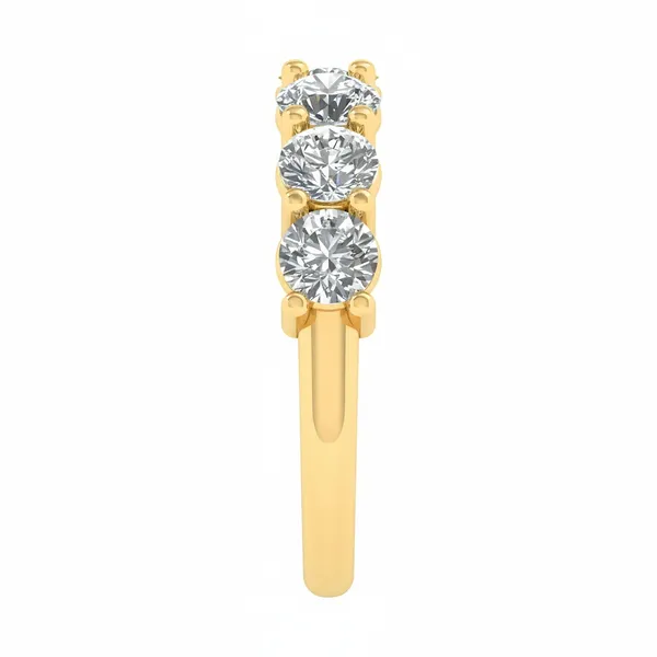 Sparkling Sovereign Diamond Ring - View 4